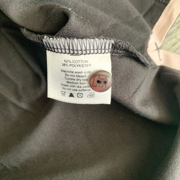 Travis Mathew Black and White Polo Shirt Minimalist Design - Picture 4 of 7